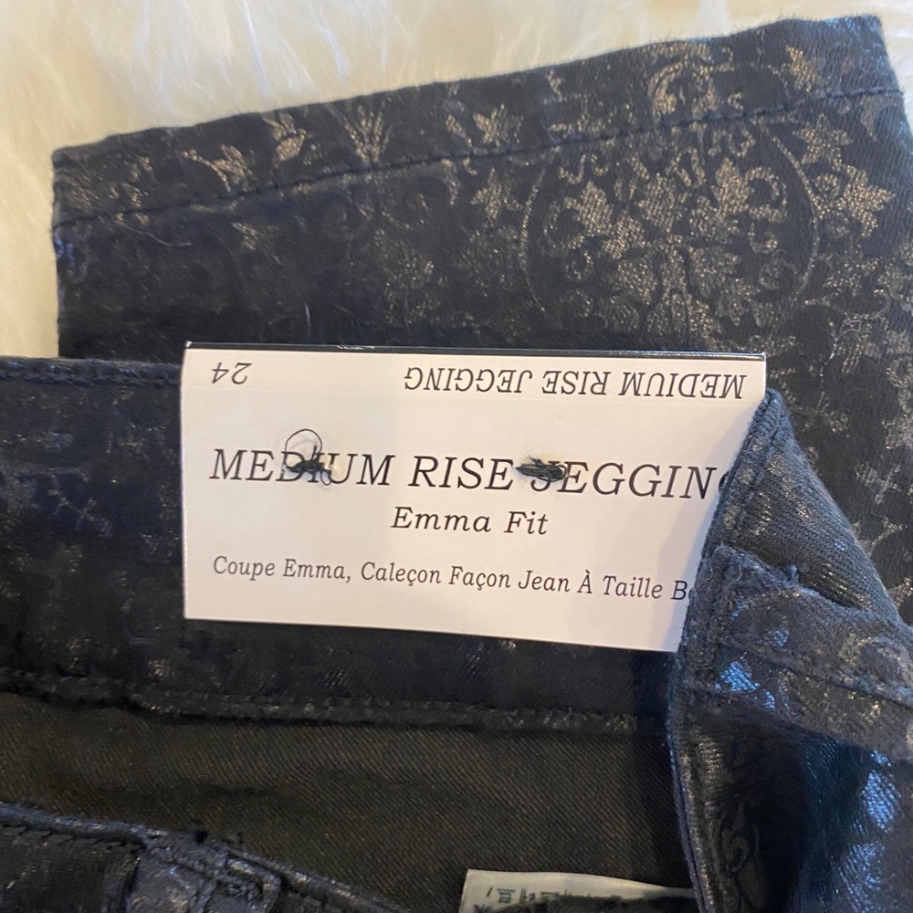 Black Foil with Design Skinny Jeggings - Picture 10 of 15